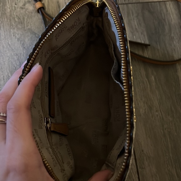 Michael Kors Crossbody - Picture 2 of 2